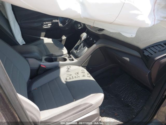 1FMCU0G72GUA39742 Ford ESCAPE SE