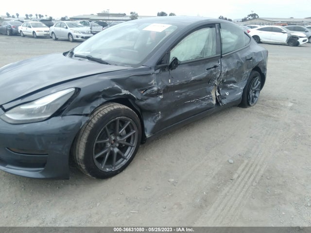 5YJ3E1EB2NF252601 Tesla Model 3 Long Range