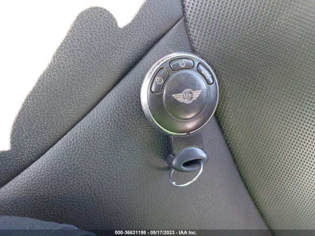 2011 MINI COOPER HARDTOP WMWSU3C51BT099612 Photo 10