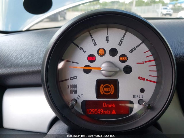 2011 MINI COOPER HARDTOP WMWSU3C51BT099612 Photo 6