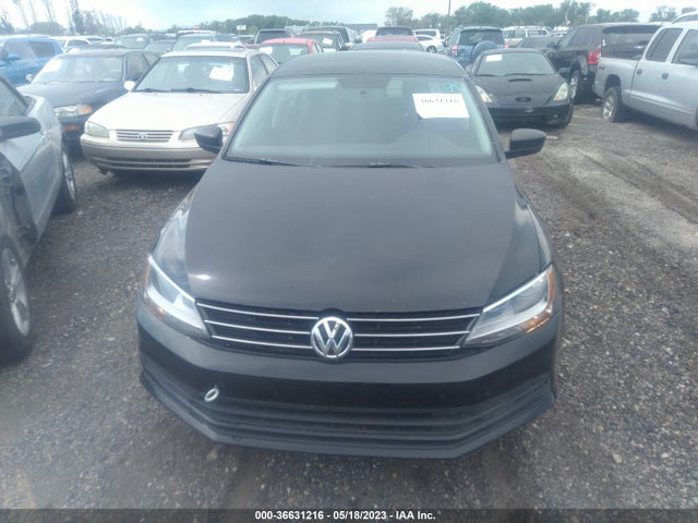 3VW2K7AJ0FM335829 Volkswagen Jetta Sedan 2.0l S