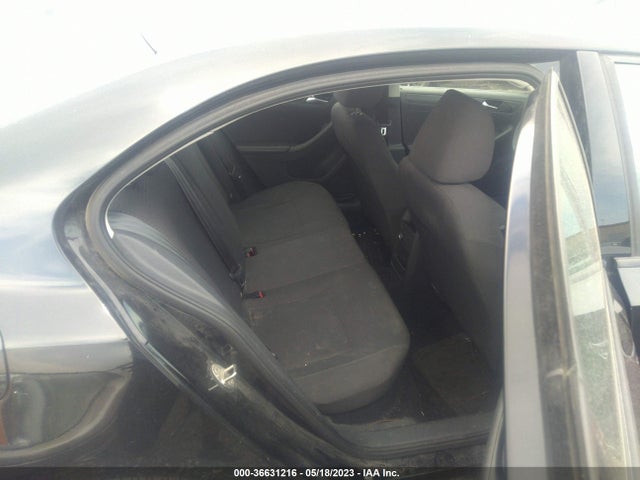 3VW2K7AJ0FM335829 Volkswagen Jetta Sedan 2.0l S