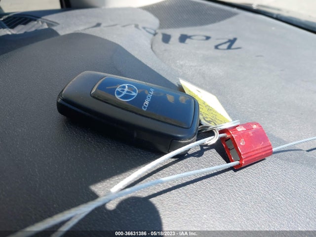 Toyota Corolla Hybrid Le 2021 JTDEAMDE0MJ016635 Image 3