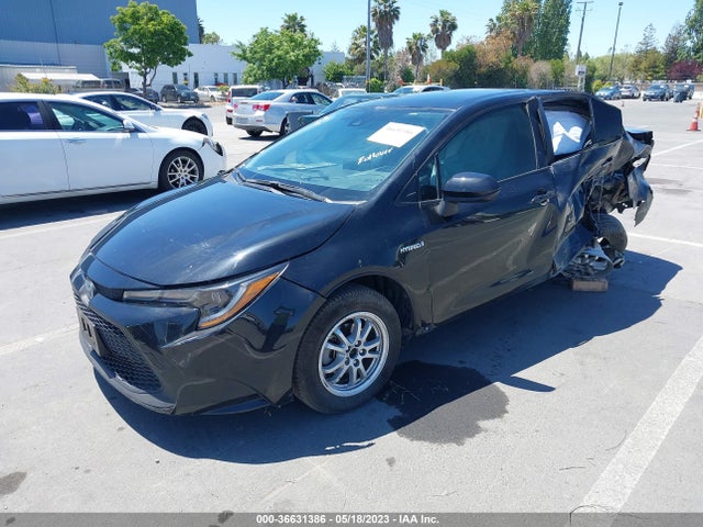 Toyota Corolla Hybrid Le 2021 JTDEAMDE0MJ016635 Image 2