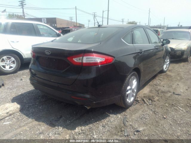 3FA6P0HDXFR309440 Ford FUSION SE