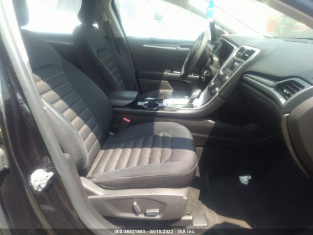 3FA6P0HDXFR309440 Ford FUSION SE