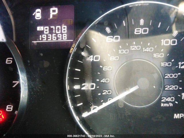 2011 SUBARU OUTBACK 2.5I LIMITED PWR MOON/NAV VIN: 4S4BRBLC9B3326571