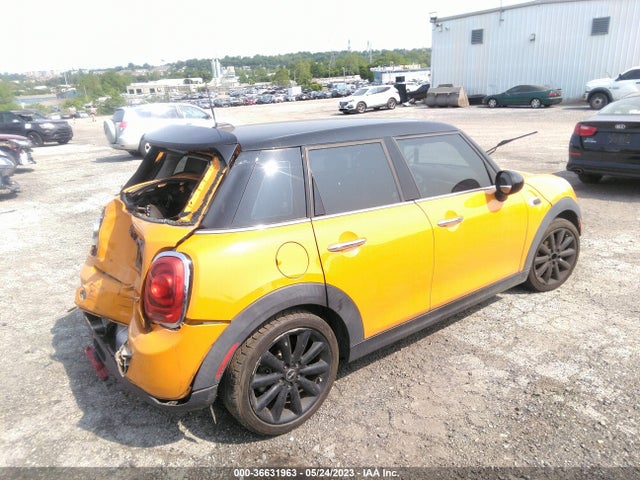 WMWXS5C50FT827059 Mini COOPER HARDTOP 4 DOOR