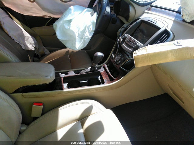 1G4GB5G35GF136519 Buick Lacrosse Leather