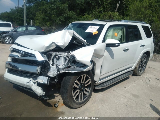 Toyota 4runner Limited 2022 JTEDU5JR1N5262034 Image 2