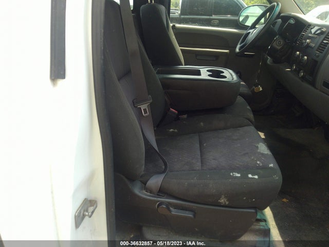 2011 CHEVROLET SILVERADO 1500 WORK TRUCK VIN: 1GCNCPEAXBZ458621