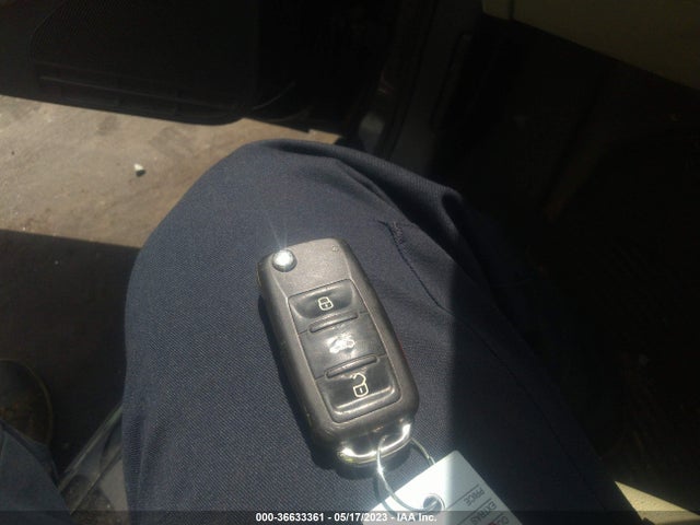 2014 VOLKSWAGEN JETTA SEDAN SE W/CONNECTIVITY/SUNROOF VIN: 3VWB07AJ6EM418377