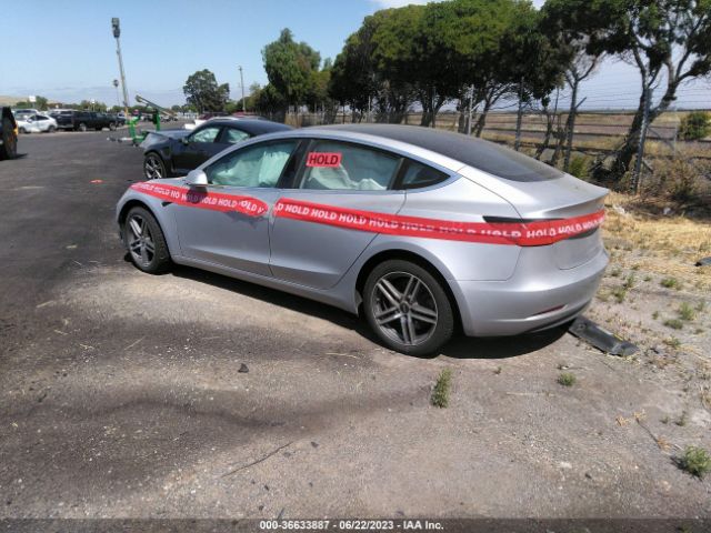 2018 TESLA MODEL 3 5YJ3E1EB1JF111397 Photo 2