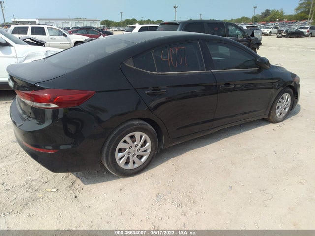 Hyundai ELANTRA SE 2018 5NPD74LF1JH330237 Image 4