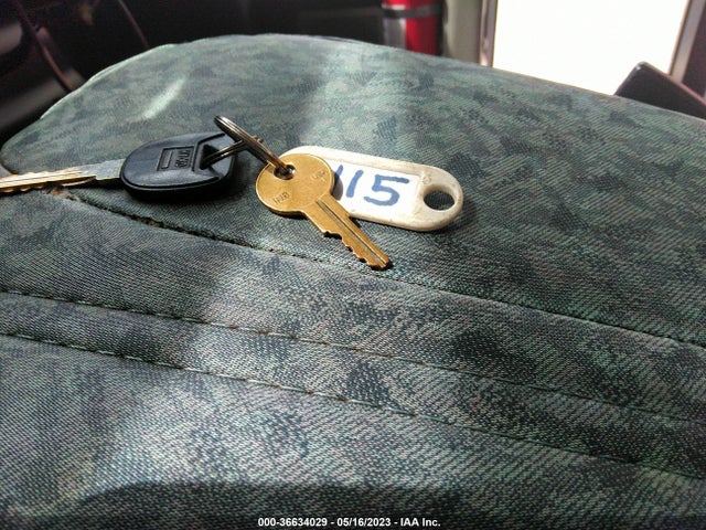 36634029 :رقم المزاد ، 1GBJ5V1919F408392 vin ، 2009 Chevrolet Cc5500 مزاد بيع