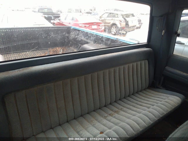 1994 CHEVROLET GMT-400 K1500 VIN: 1GCEK19K1RE182589