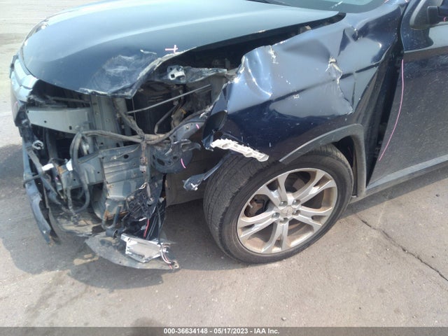 JA4AZ3A35FZ013555 Mitsubishi Outlander Se