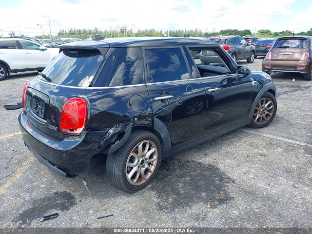 2017 Mini Hardtop, VIN: WMWXU1C5XH2E17786