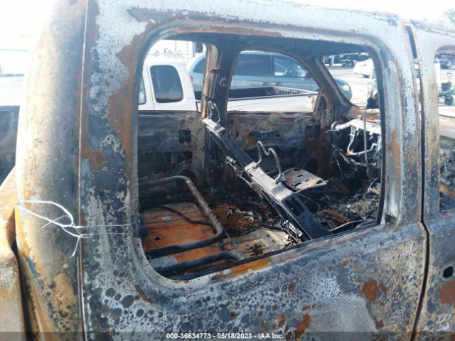 1GT121E84EF130175 GMC Sierra 2500hd Slt
