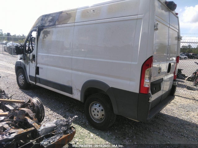 3C6TRVCG7JE138904 RAM Promaster Cargo Van