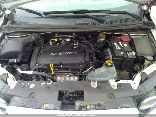 Chevrolet SONIC LT 2015 1G1JC5SG3F4220889 Image 10