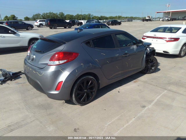 Hyundai VELOSTER 2017 KMHTC6ADXHU313386 Image 4