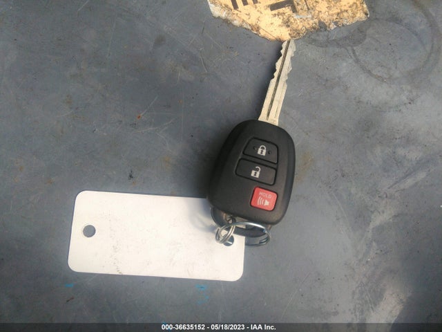 Toyota 4RUNNER SR5 2021 JTEBU5JR8M5857341 Image 3