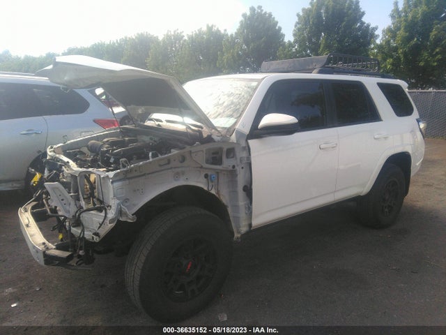 Toyota 4RUNNER SR5 2021 JTEBU5JR8M5857341 Image 2