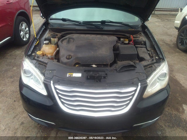 1C3CCBCG5EN172564 Chrysler 200 Limited