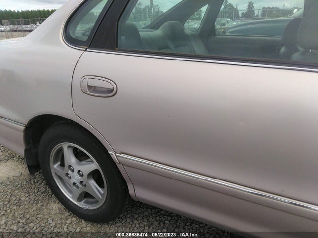 1999 TOYOTA AVALON XL/XLS VIN: 4T1BF18B0XU325121