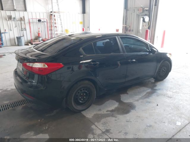 KNAFK4A69F5412084 KIA FORTE LX
