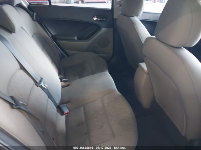 KNAFK4A69F5412084 KIA FORTE LX