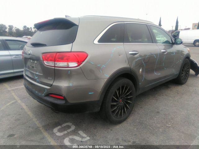 5XYPG4A50JG370467 KIA Sorento Lx V6