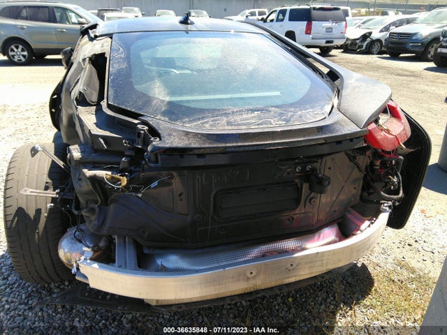 2014 BMW i8, VIN: WBY2Z2C5XEVX64366