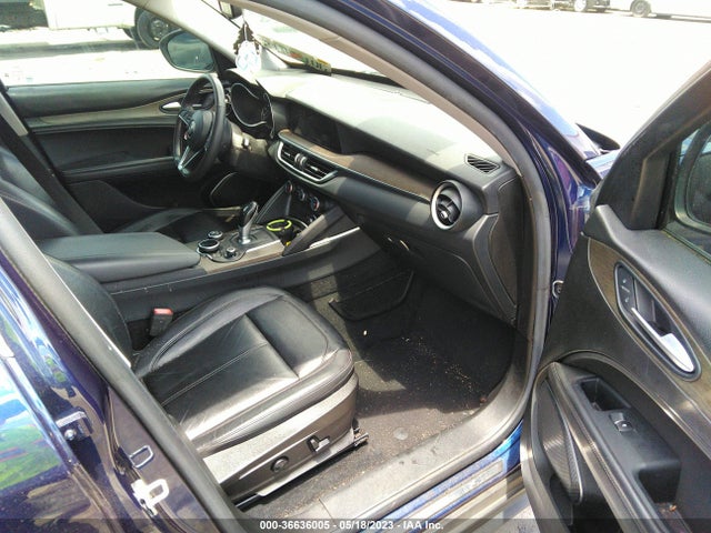 ZASFAKBN3J7B87374 Alfa Romeo STELVIO TI