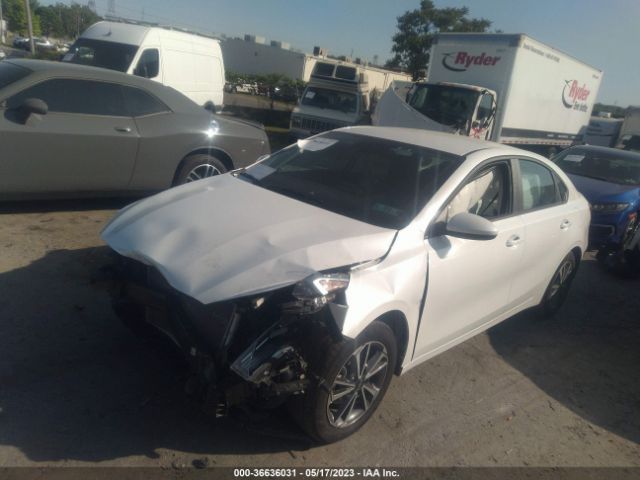 3KPF24AD6PE567067 KIA Forte Lxs
