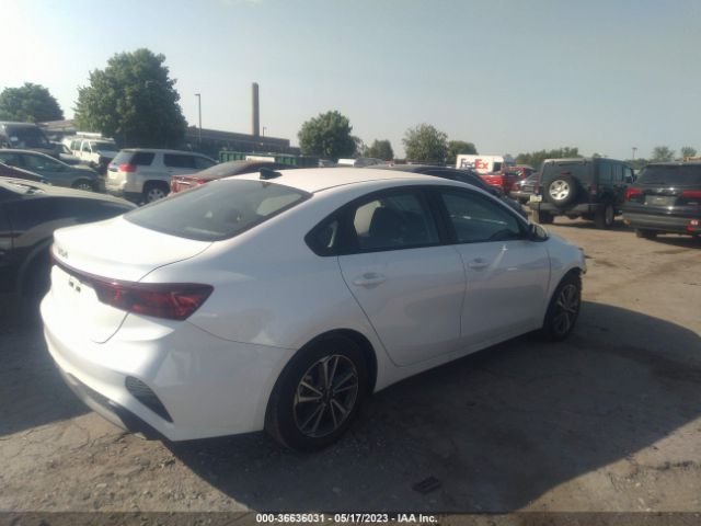 3KPF24AD6PE567067 KIA Forte Lxs