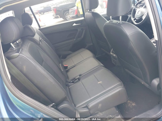3VV3B7AX5LM137563 Volkswagen Tiguan Se/sel/se R-line Black
