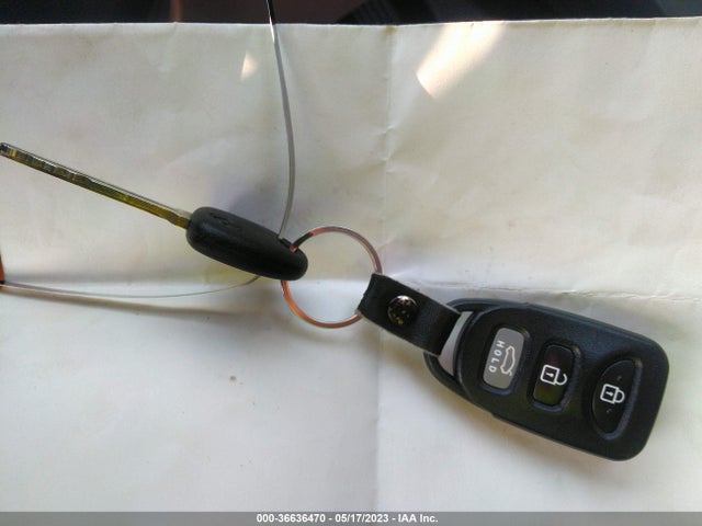 Hyundai ELANTRA SE 2014 5NPDH4AEXEH457310 Image 3