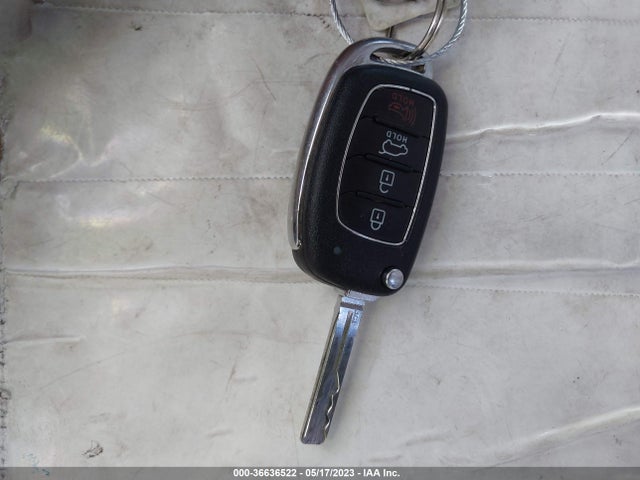 Hyundai TUCSON SEL 2018 KM8J3CA46JU746781 Image 3