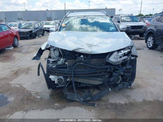 KNMAT2MT8KP554635 Nissan ROGUE SV