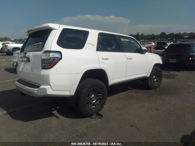 Toyota 4RUNNER SR5 2018 JTEBU5JR9J5577228 Image 6