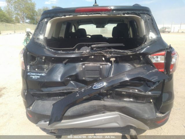 1FMCU9GD7JUB12623 Ford ESCAPE SE