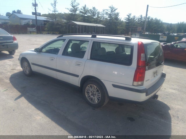 2004 VOLVO V70 VIN: YV1SW64A442408308