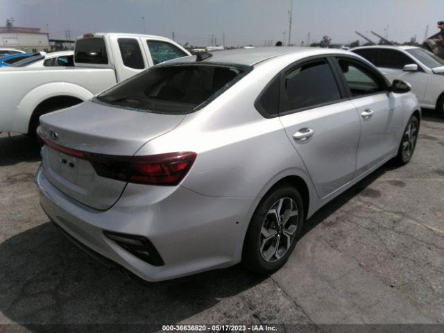 3KPF24AD7ME406237 KIA Forte Lxs