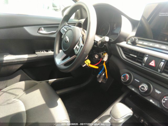 3KPF24AD7ME406237 KIA Forte Lxs