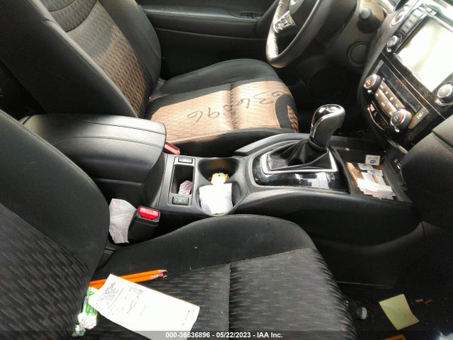 2019 NISSAN ROGUE SV VIN: KNMAT2MV7KP516220