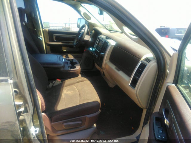 1C6RR6LT9ES438749 RAM 1500 Slt
