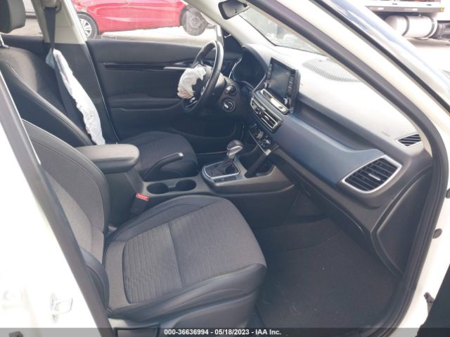 KNDEU2AA1M7057284 KIA SELTOS S