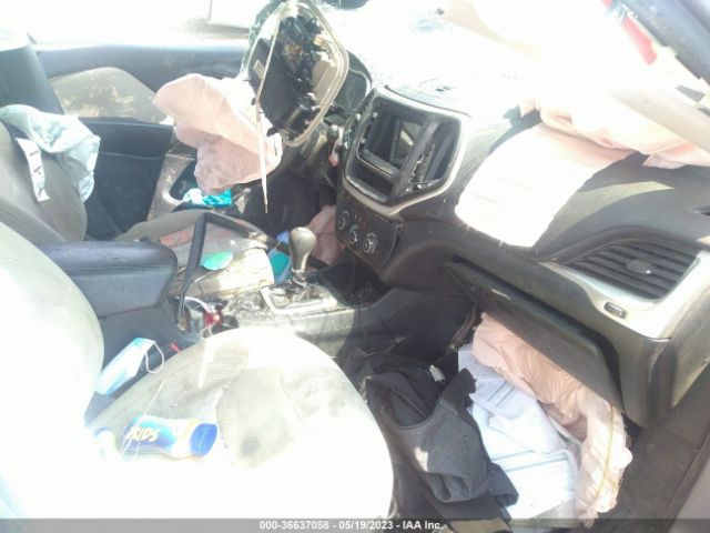 1C4PJLAB2GW184328 Jeep Cherokee Sport